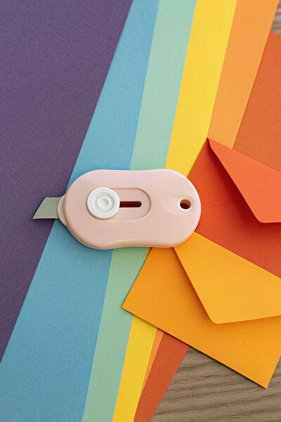 Evistro Makas, Maket Bıçağı