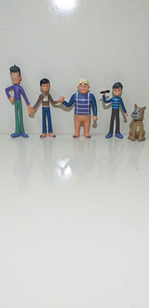 DZC KUZENLER AVM Karakter Figürü