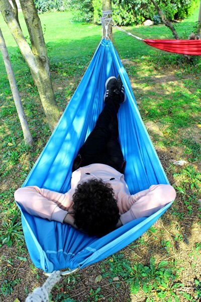 Bundera Bebek Kaydırak, Salıncak