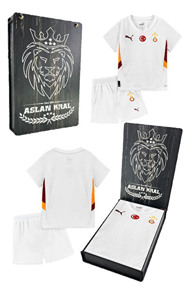 Galatasaray Futbol Forma, Şort