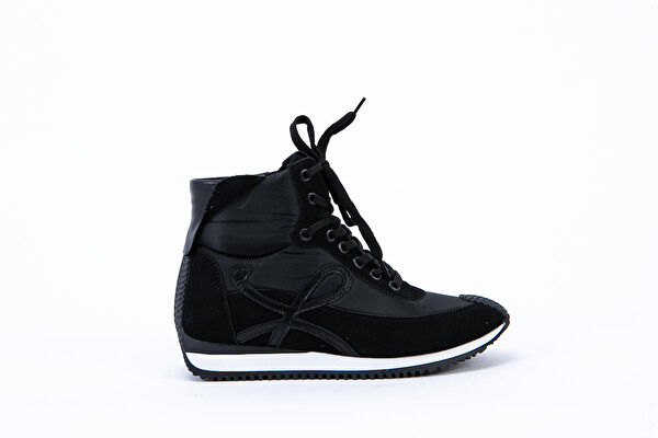 Seniorah Yürüyüş, Koşu Ayakkabısı