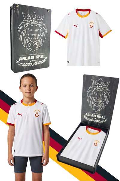 Galatasaray Futbol Forma, Şort