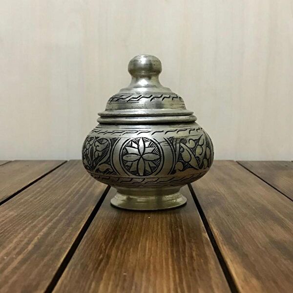 Efemir Şekerlik, Lokumluk