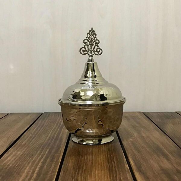 Efemir Şekerlik, Lokumluk