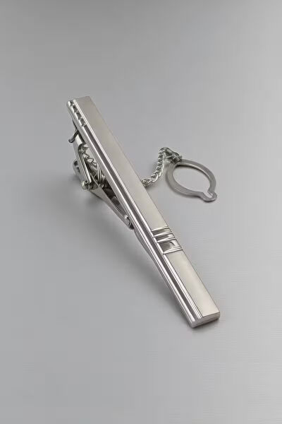 Milleniva Kravat İğnesi, Tokası