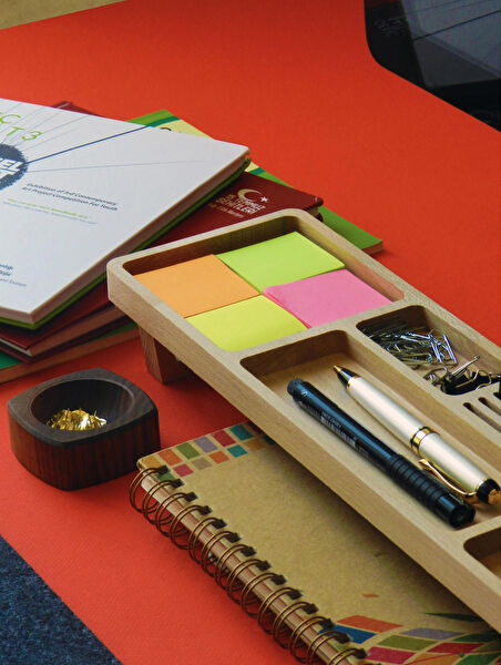 Fagus Wood Masaüstü Organizer