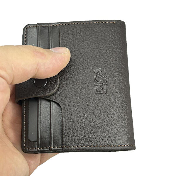 Diga Erkek Kartlık, Pasaportluk