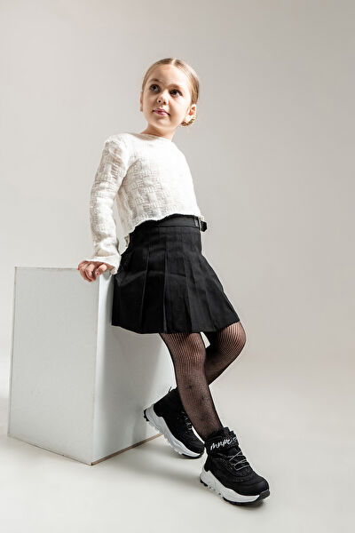  Kız Çocuk Bot, Çizme