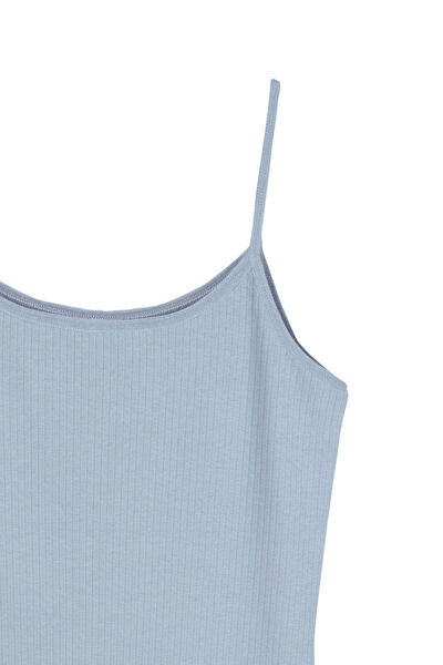 HNX Kadın Atlet, Body