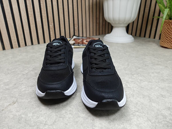 Nstil Yürüyüş, Koşu Ayakkabısı