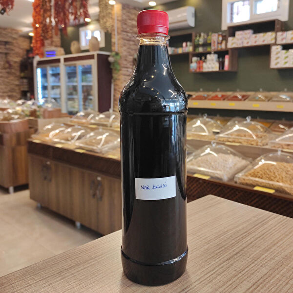 33tarsusyoresel Nar Ekşisi, Ekşiler