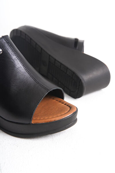 Çaçaroz Kadın Terlik