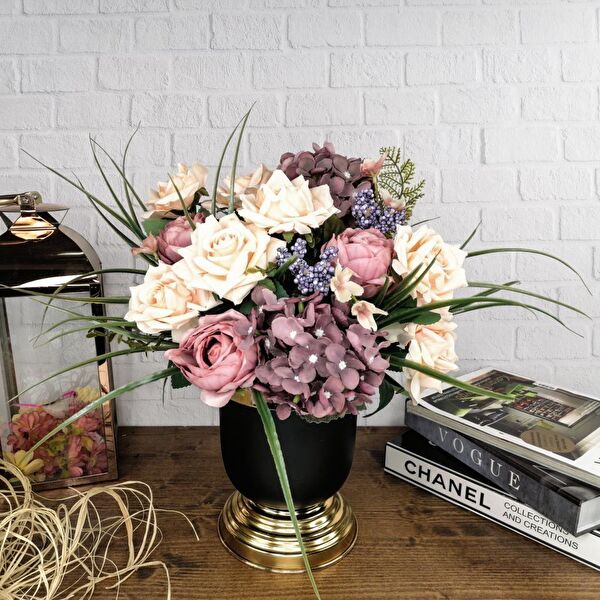 Nettenevime Yapay Çiçek, Meyve