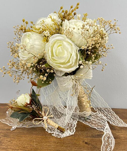 Nettenevime Yapay Çiçek, Meyve