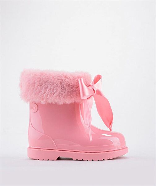 Igor Kız Çocuk Bot, Çizme