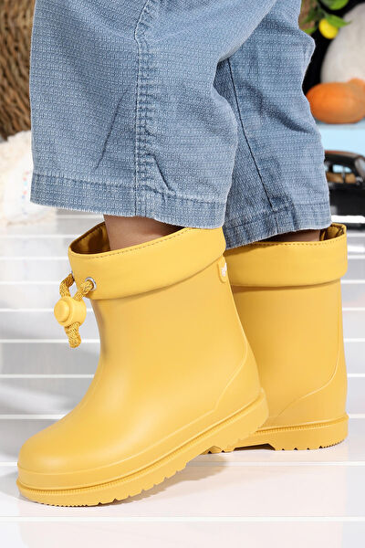 Igor Erkek Çocuk Bot, Çizme