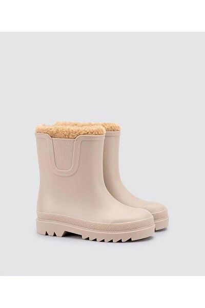 Igor Kız Çocuk Bot, Çizme