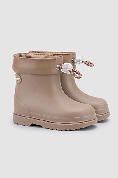 Igor Erkek Çocuk Bot, Çizme