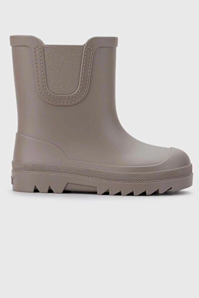 Igor Erkek Çocuk Bot, Çizme