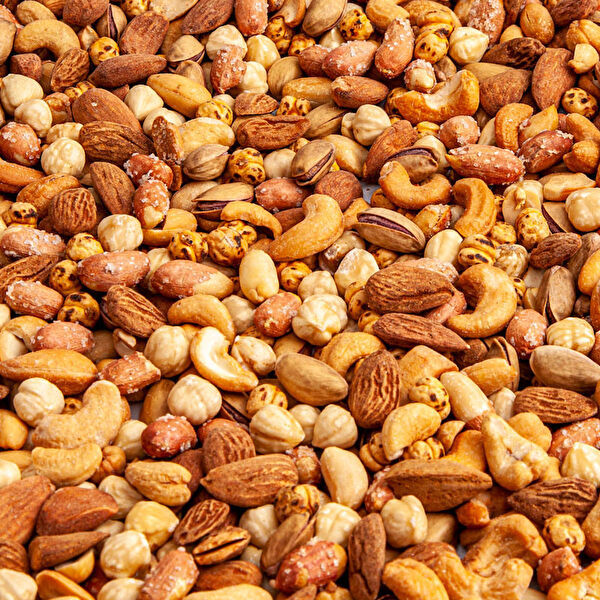 Yazar Karışık Kuruyemiş