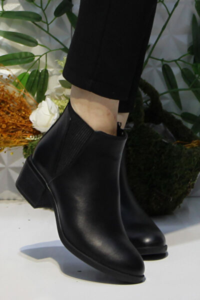 Mehmet Mete Kadın Bot