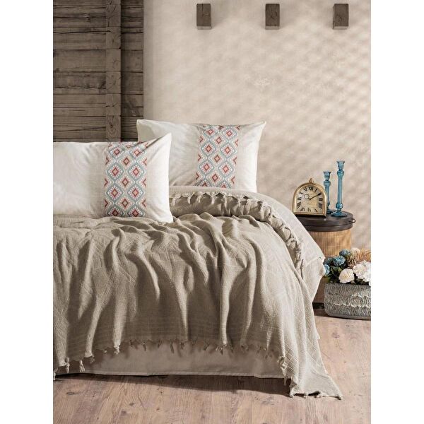 Cotton Box Pike takımı