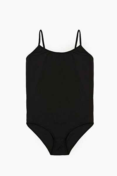 FSM 1453 Kadın Atlet, Body