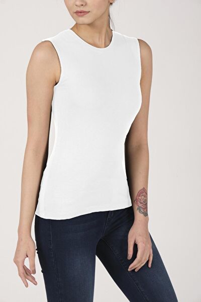 FSM 1453 Kadın Atlet, Body