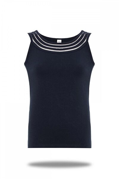 FSM 1453 Kadın Atlet, Body