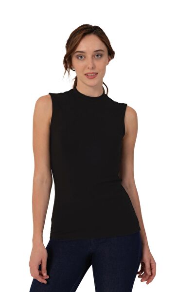 FSM 1453 Kadın Atlet, Body