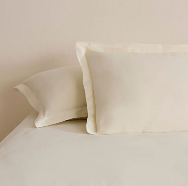 Karaca Yastık Kılıfı