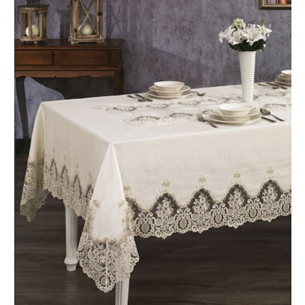 Royal Nazik Masa Örtüsü