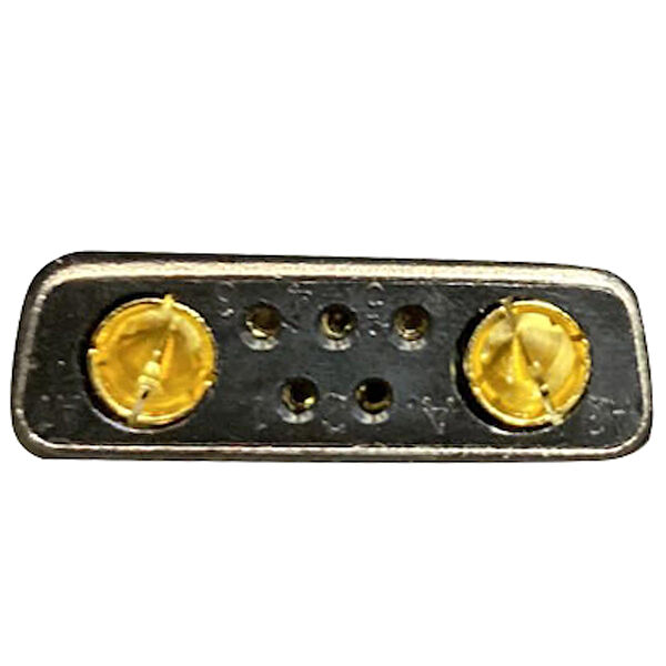 Powermaster Pense, Konnektör