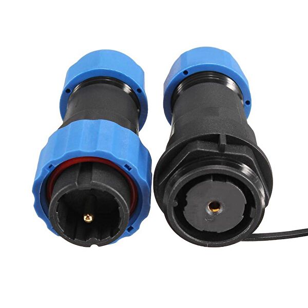 Powermaster Pense, Konnektör