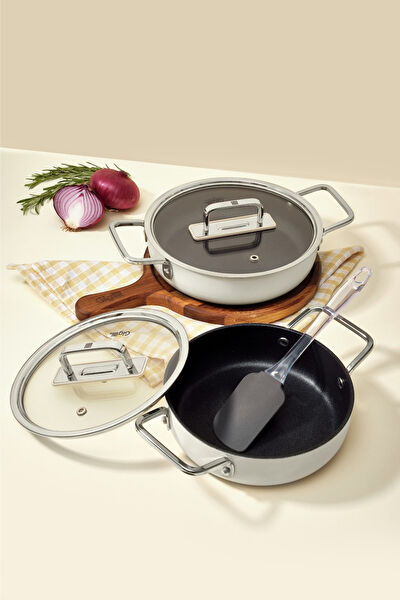 Gigilli Tencere, Tava Seti