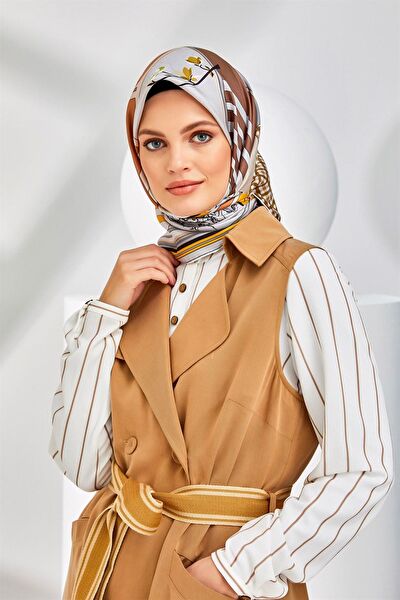 Armine Şal, Eşarp ve Aksesuarı