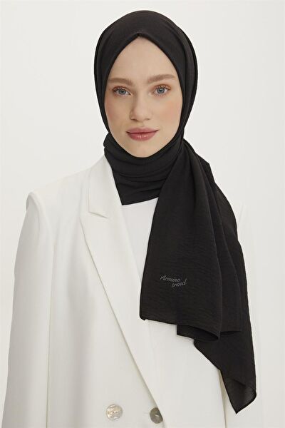 Armine Şal, Eşarp ve Aksesuarı