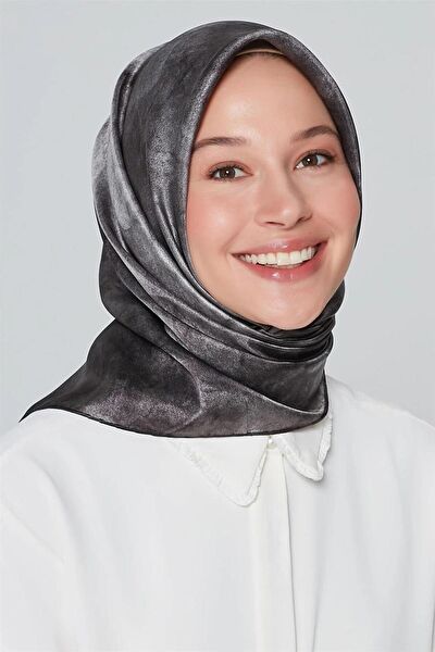 Armine Şal, Eşarp ve Aksesuarı