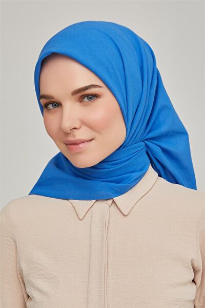 Armine Şal, Eşarp ve Aksesuarı