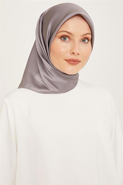 Armine Şal, Eşarp ve Aksesuarı