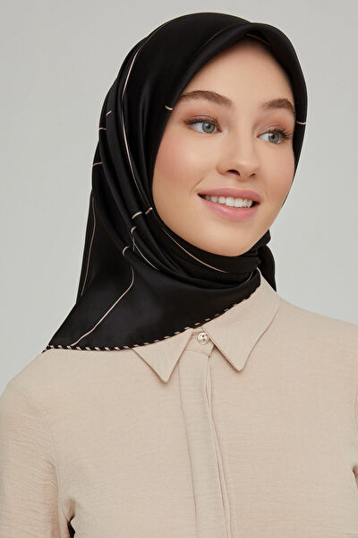 Armine Şal, Eşarp ve Aksesuarı