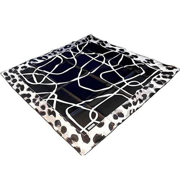 Armine Şal, Eşarp ve Aksesuarı