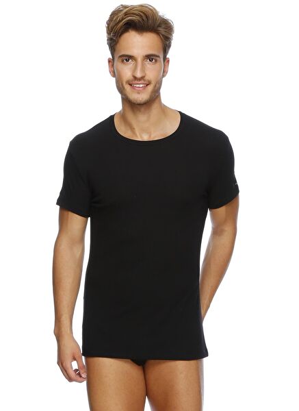 EROS Erkek Atlet, Fanila