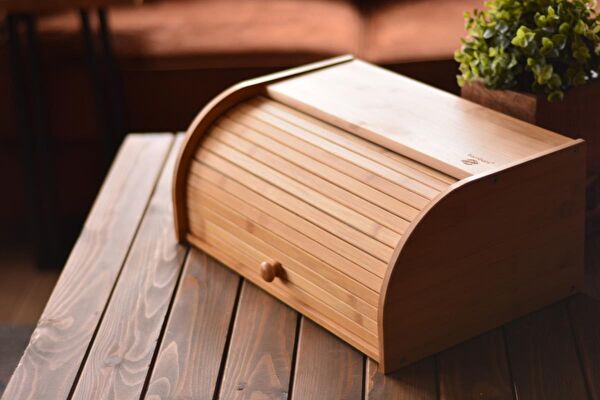 Bambum Ekmeklik, Ekmek Kutusu