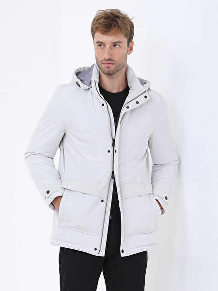 Kip Erkek Mont, Kaban