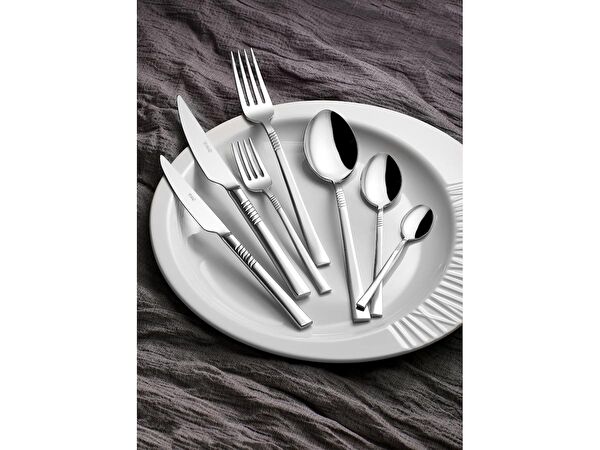 Taç Çatal, Kaşık, Bıçak