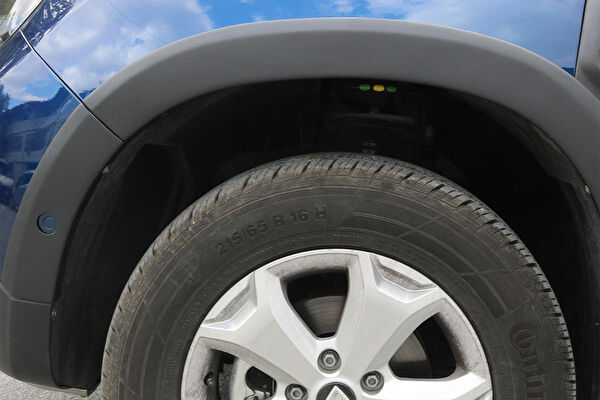 DACIA Oto Uygulama Ürünleri ve Setleri