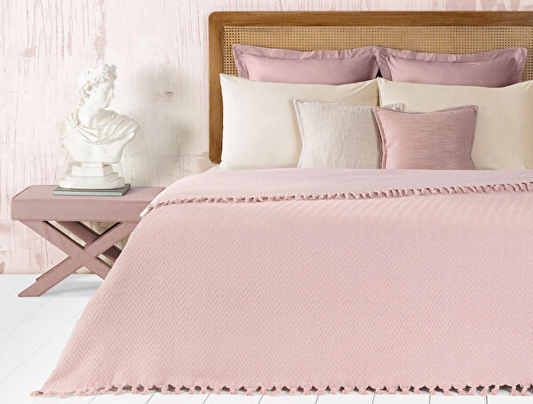 Madame Coco Yatak Örtüsü