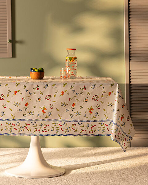 Madame Coco Masa Örtüsü
