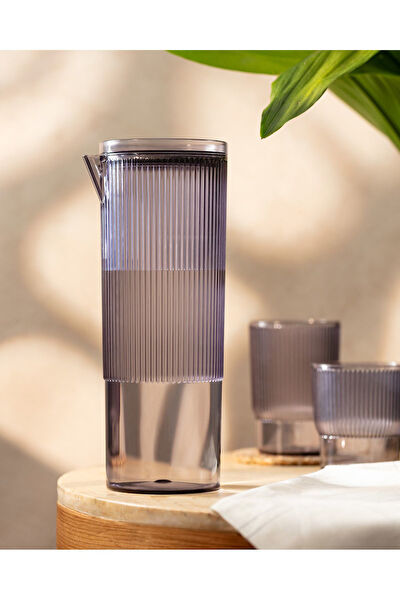 Madame Coco Sürahi, Karaf